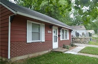 3rd image of 5049 Forest Ave