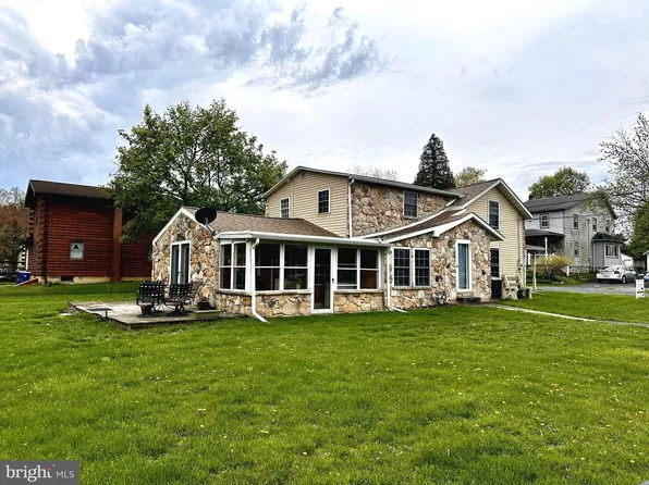 202 Decatur St, Elizabethtown, PA 17022