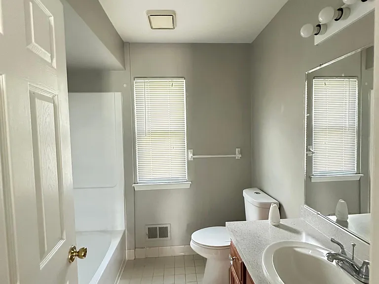 3045 Turnberry Ln — Photo 20