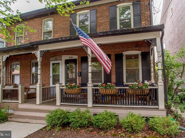 250 N Union St, Lambertville, NJ 08530