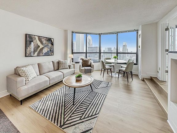 2nd image of 405 N Wabash Ave Unit 5005