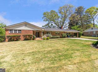 2037 Pine Tree Trl, Gainesville, GA 30501