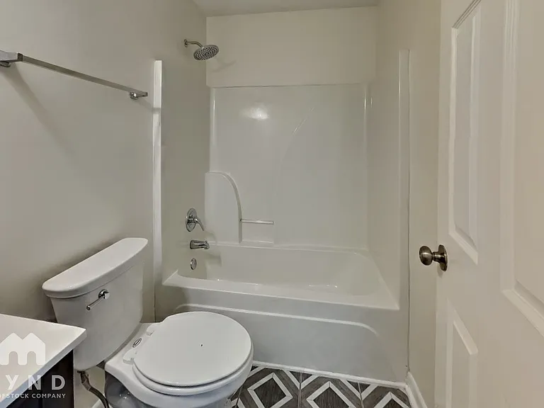 2401 Pinyon Dr — Photo 14
