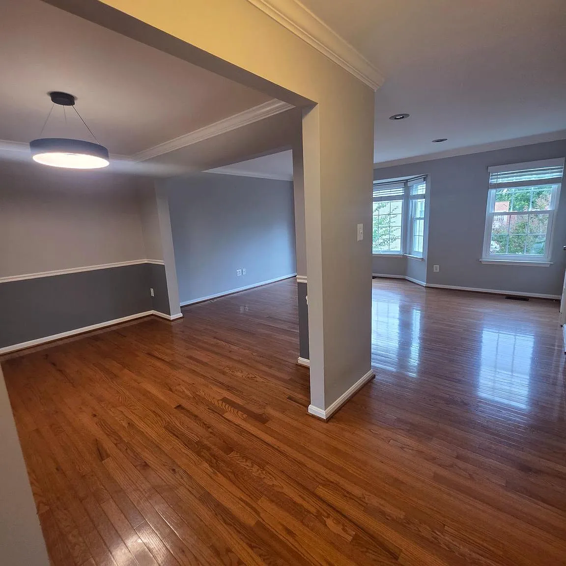 3 bed, 2.5 bath, 1374 sqft, $2,800 — Photo 2