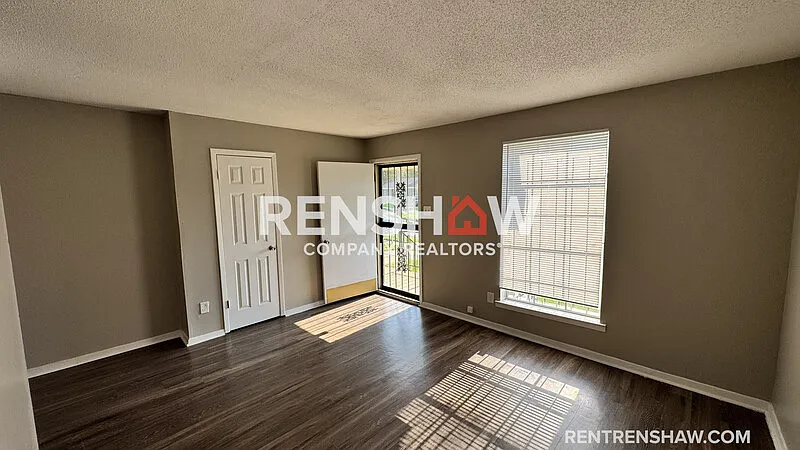 2 bed, 1.0 bath, 866 sqft, $795 — Photo 3