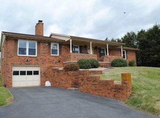 3029 Windy Heights Ln, Harrisonburg, VA 22802