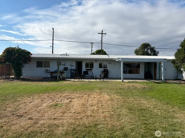 9042 Forrestal Lane #B, Moses Lake, WA 98837