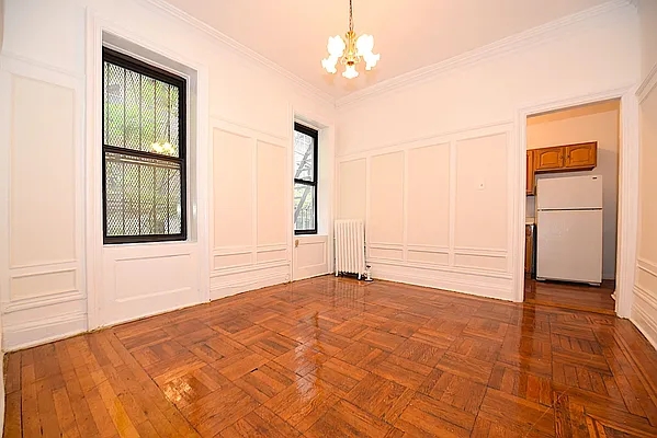 Rented by Keller Williams NYC | media 22
