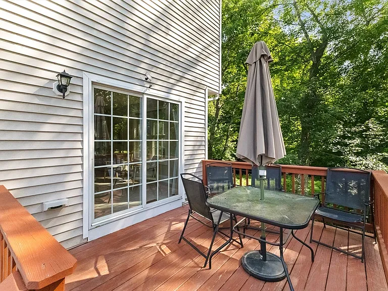 284 S Quinsigamond Ave #284 — Photo 31
