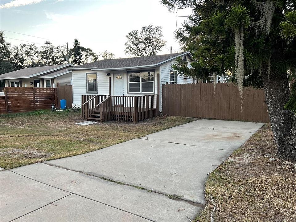1st image of 1658 Hempel Ave