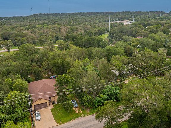 3rd image of 258 Lamaloa Ln