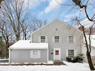 4 Jackson Rd, Briarcliff Manor, NY 10510