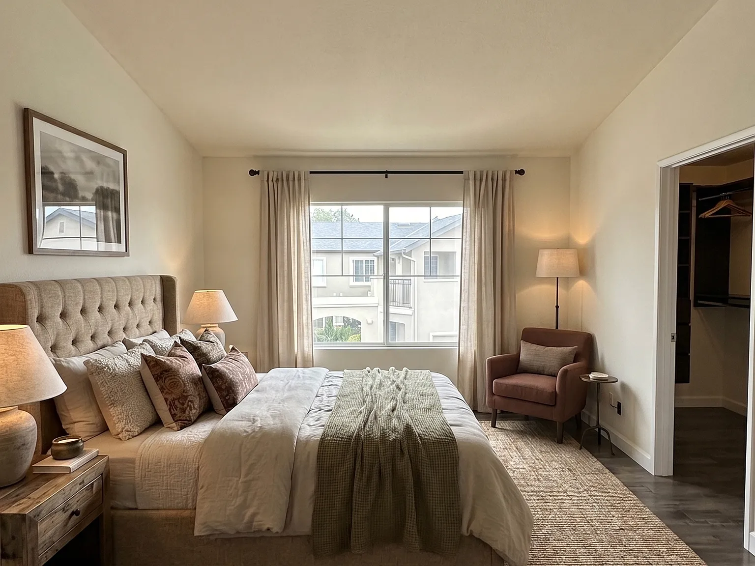 3 bed, 1483 sqft, $4,250 — Photo 2