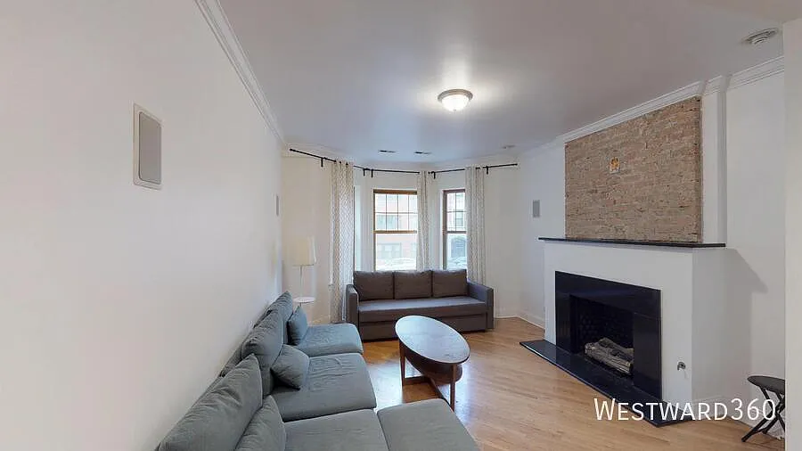 5327 S Harper Ave #1
