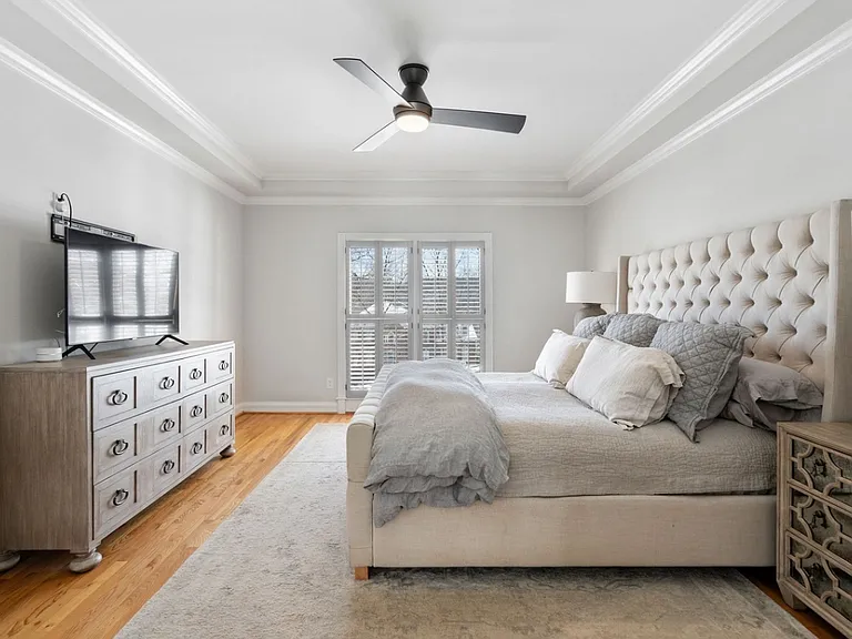 156 N Berwick Ln — Photo 11