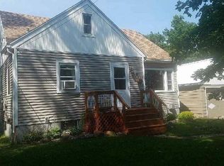 3927 Martin Rd, Duluth, MN 55803