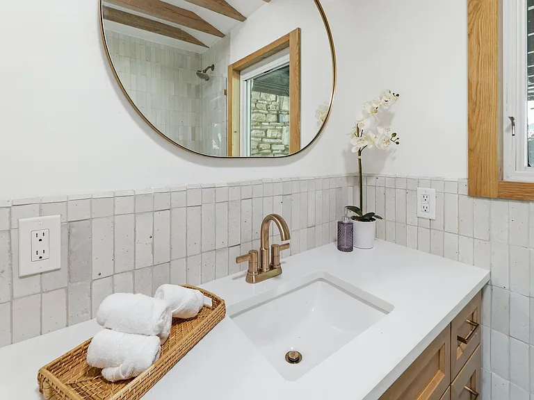 7600 Shoal Creek Blvd — Photo 25