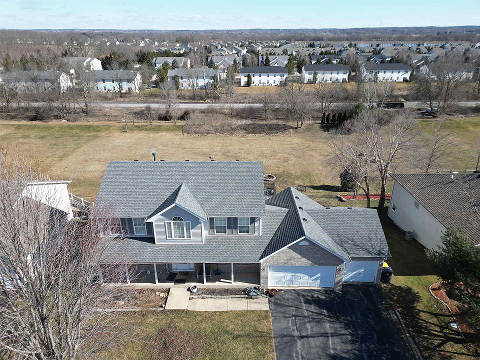 10365 Lismore Rd, Roscoe, IL 61073 Zillow