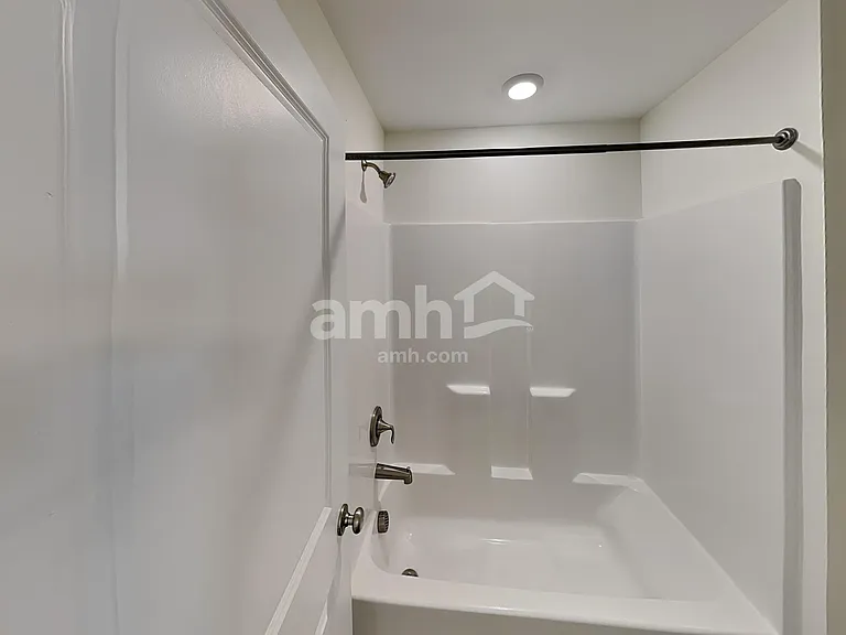 2328 Campbell Cove Ct — Photo 23