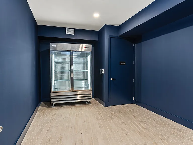 Cold Storage for Grocery Delivery