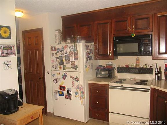 3rd image of 114 Wynwood Dr #114