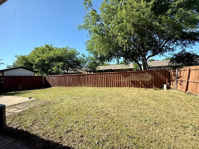 545 Oldbridge Dr — Photo 17