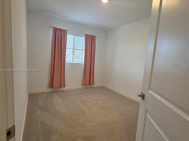 4860 Dillion St #4860 — Photo 7