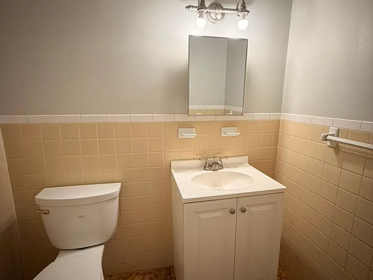 64 Savin Park #1 — Photo 9