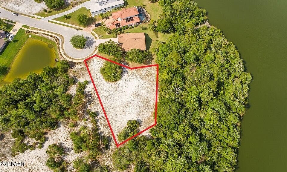 1st image of 19 S Lakewalk Dr