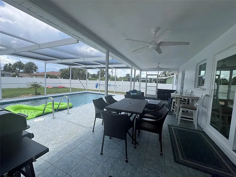 18140 Wolbrette Cir — Photo 28