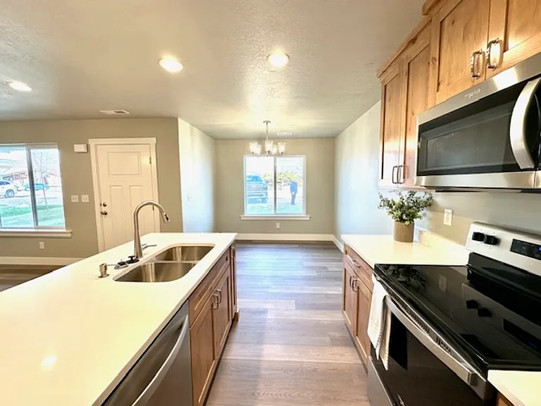 32 E 1225 S — Photo 3