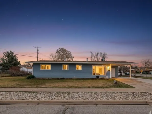 2015 W 4450 S, Roy, UT 84067