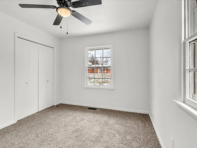 10313 N McKinley Ave — Photo 21