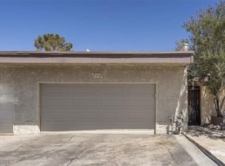 579 Rene Ln, Henderson, NV 89015
