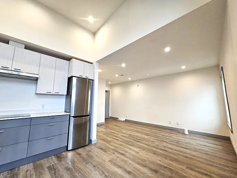 3826 Parkhill Pl SW #304 — Photo 18