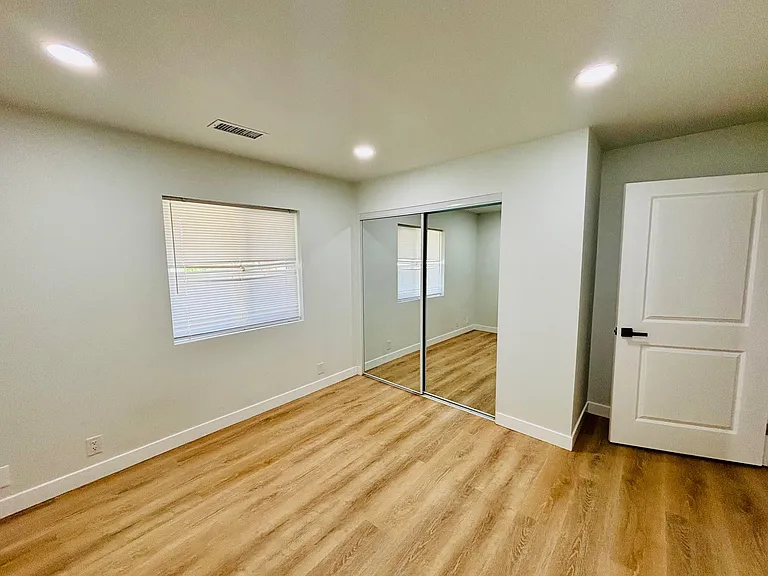 41725 22nd St W — Photo 14