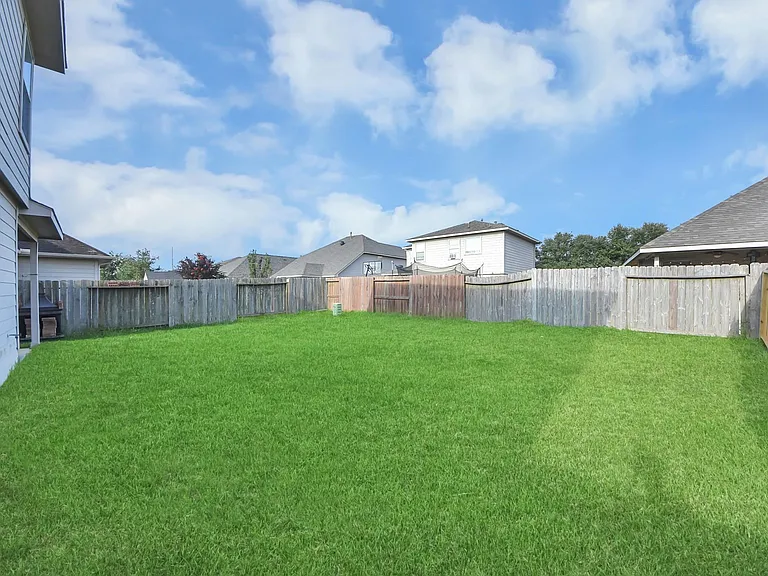 6106 Grassy Haven Ln — Photo 44