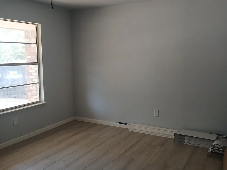 4448 State St — Photo 2