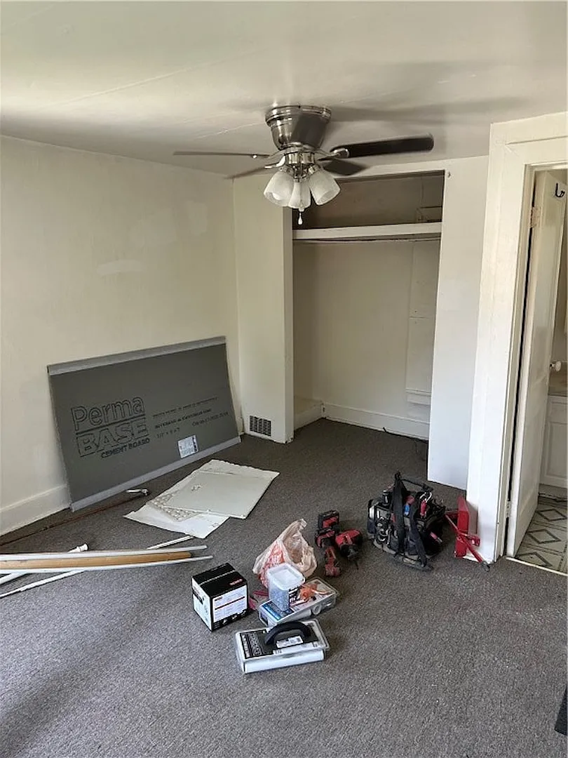 113 Morton Ave — Photo 2