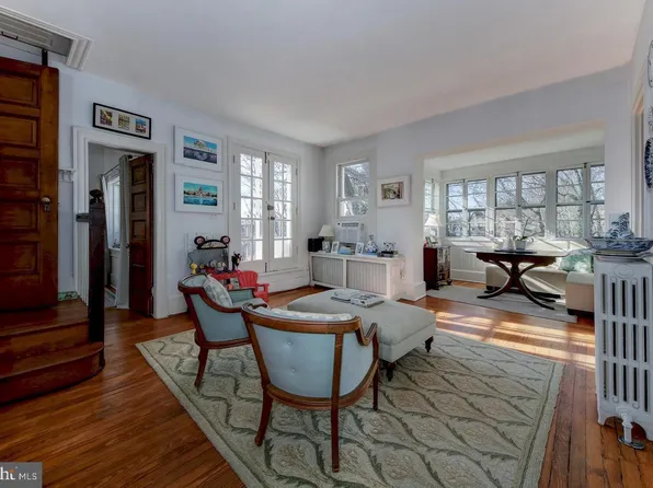 1622 1/2 29th St NW, Washington, DC 20007