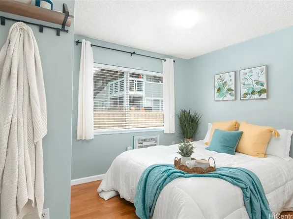 94-522 Kupuohi St #15/104, Waipahu, HI 96797