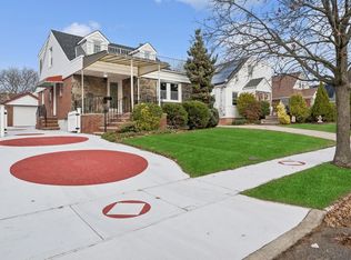 3 Hommell St, Valley Stream, NY 11580