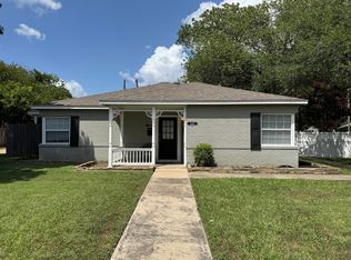 1088 Peavy Rd, Dallas, TX 75218