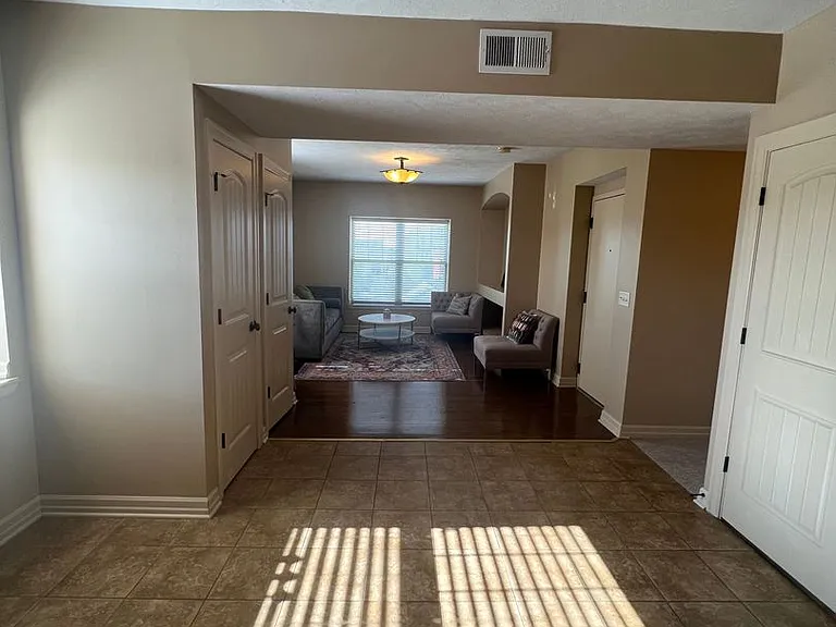 3007 Jackson St — Photo 25