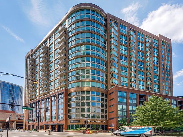 1st image of 600 N Kingsbury St APT 1706