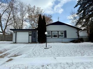 3310 Lexington Dr, Saginaw, MI 48601