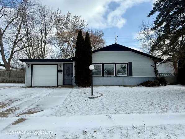 3310 Lexington Dr, Saginaw, MI 48601
