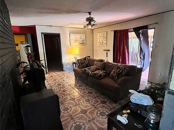 5th image of 611 Cheyenne Ct