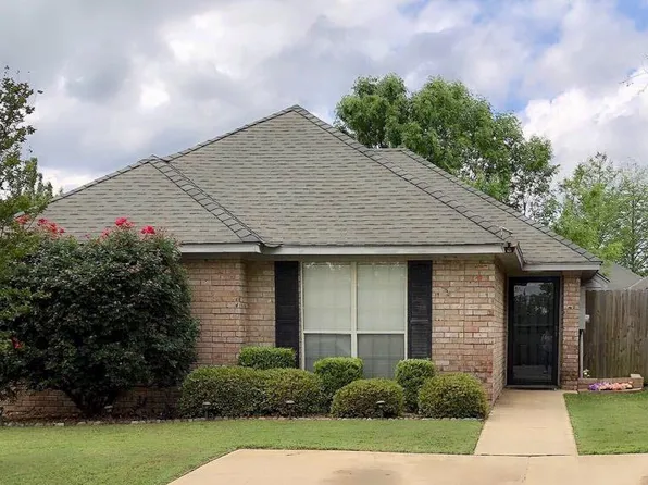 8444 Water Oak Ct, Montgomery, AL 36117