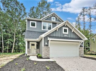 350 Preserve Dr, South Haven, MI 49090